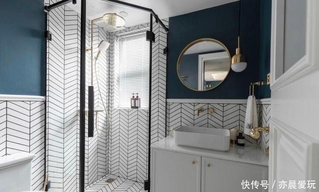 大气|现代简约风的新房,轻奢大气,入户就被客厅背景墙迷住,漂亮极了