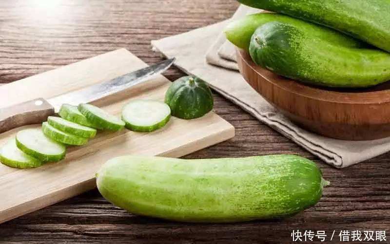 没事|尿酸的“死对头”已找到,没事喝两口,平衡尿酸,痛风或向你投降