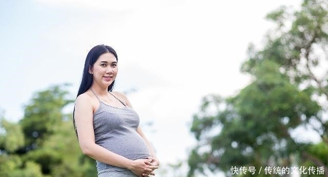 宝宝|孕期，孕妈散步时，尽量避开这2个时间，或许对宝宝好！