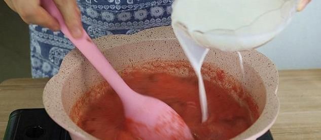 豌豆淀粉|西红柿不要只炒鸡蛋了，教你这种新做法，爽滑筋道，一大碗不够吃