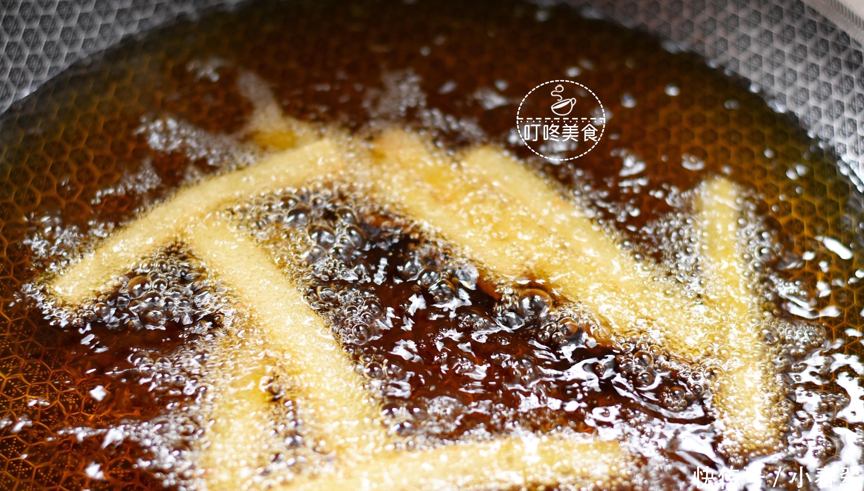 年糕别再炒着吃了,2分钟教你做红糖年糕,香软酥脆,全家抢着吃