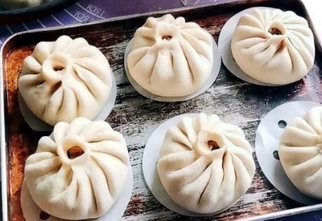 蒸萝卜馅包子，别再焯水了，教你正确做法，包子鲜美暄软又多汁