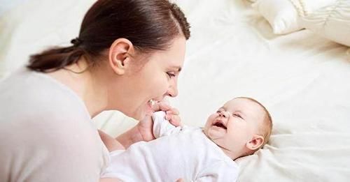 新生宝宝的哭声里有玄机，妈妈一定要听懂，带娃从此不再困难