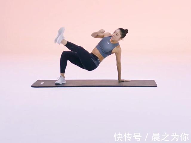 踢腿|这位俄罗斯女孩长得太靓了！天使脸蛋+超模身材，这身材太火爆了