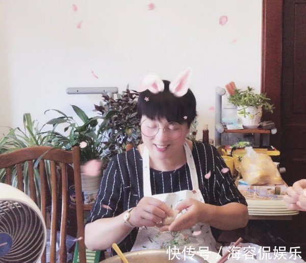 小葡萄|姑娘晒婆婆做的月子餐火了!网友我一个男的都想坐月子了