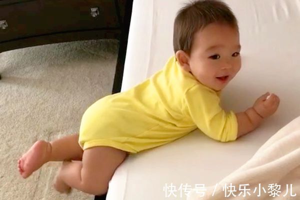 发育|宝宝睡醒要不要把他抱起来?爸妈的做法或影响孩子脑发育,别做错