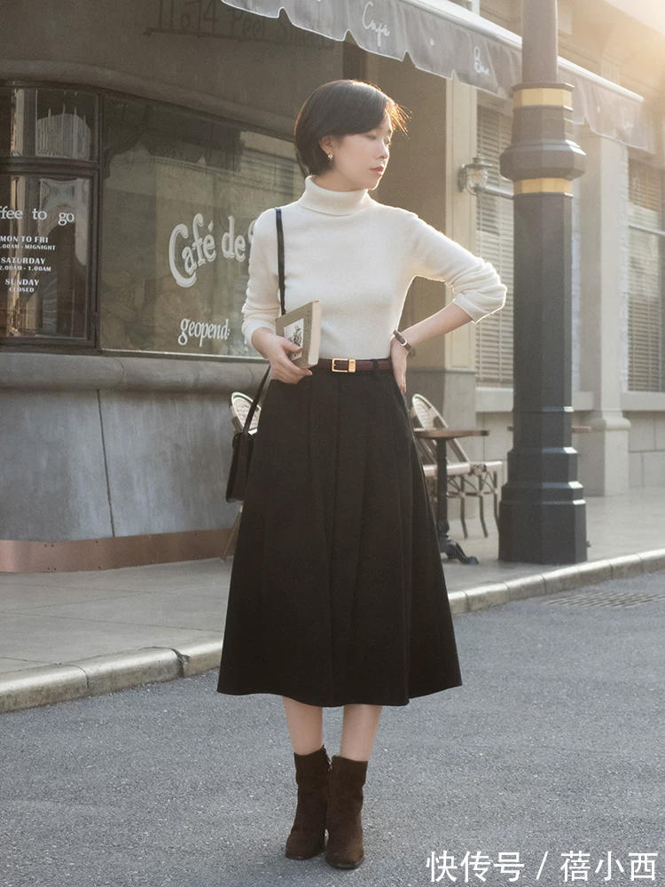 穿搭|答应我,冬天一定要给自己买一件白色毛衣,让你美得温柔又高级