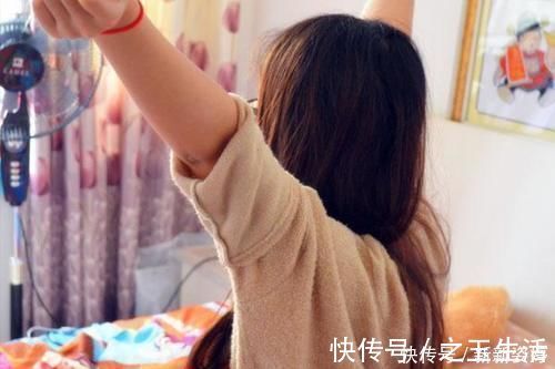 节食减肥|减肥也挑时间,不论男女,每天晨起后坚持这么做,瘦得快