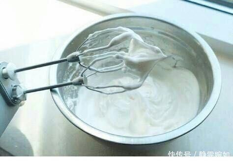 这才是电饭煲蛋糕的正确做法，很多人第开始就错了，难怪都失败！