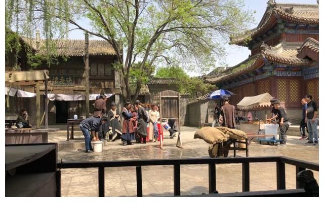 橫店群演現(xiàn)狀：懶漢天堂、瘋子樂園、光棍成群，成名機會趨近于零