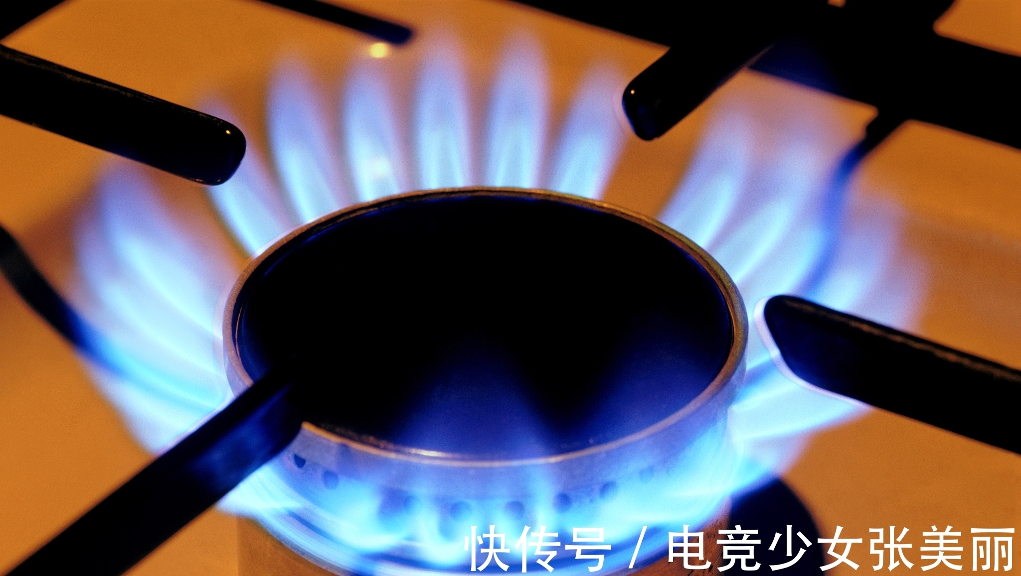 天然气|诗词欣赏/七绝.赞天然气安检员(附悬联并求对)