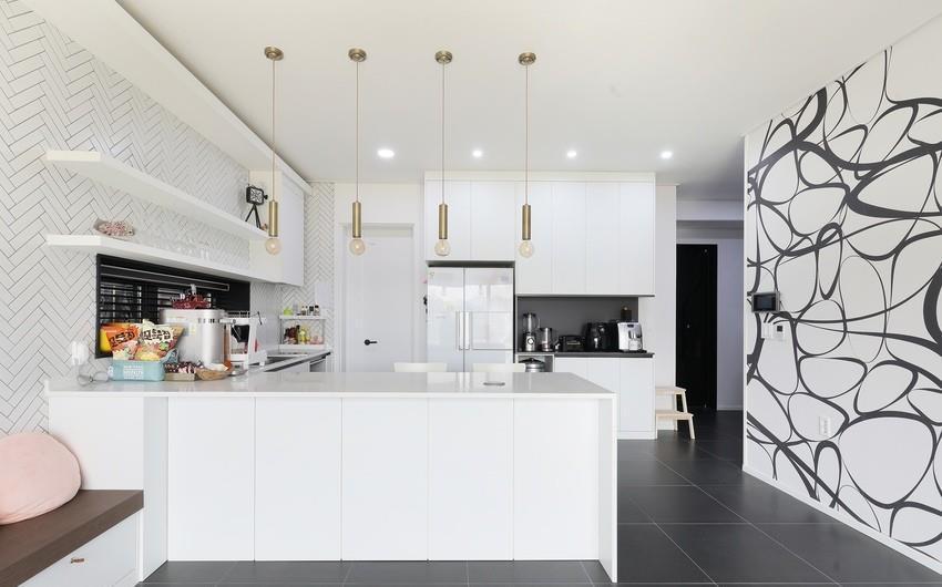 西厨|打拼30年,奖励一套337㎡别墅,门前大院子好享受,退休生活惬意