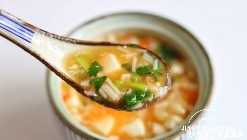 香味儿|三伏天多喝此汤,成本几块钱,酸爽开胃食欲好,出汗排毒身体棒