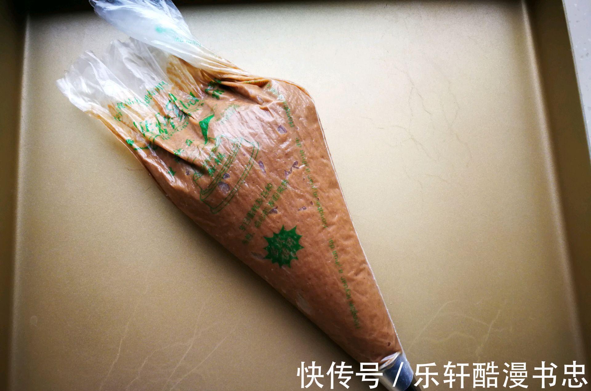 泡芙|外酥里嫩的巧克力泡芙自己在家做，香甜可口，皮薄馅大