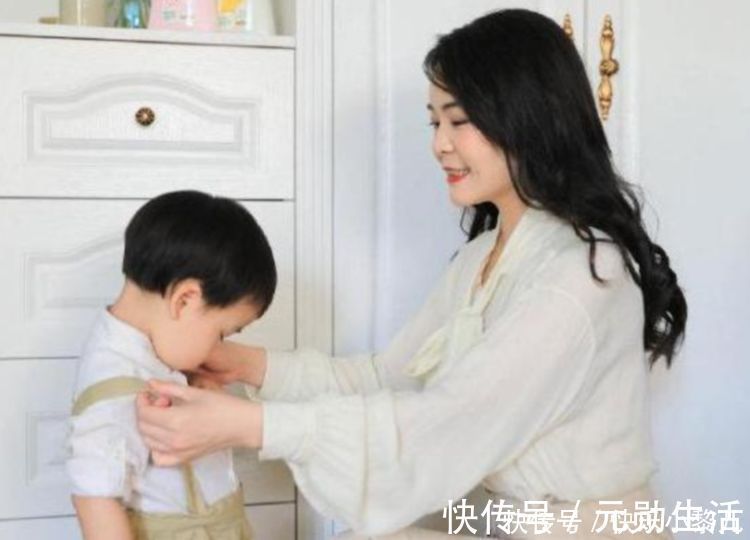 孩子|幼儿园老师感慨:妈妈“爱打扮”跟“不爱打扮”,养出娃层次不同