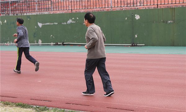 老年人|60岁以后养生有讲究,4件事不能急,要慢慢悠悠地做才好