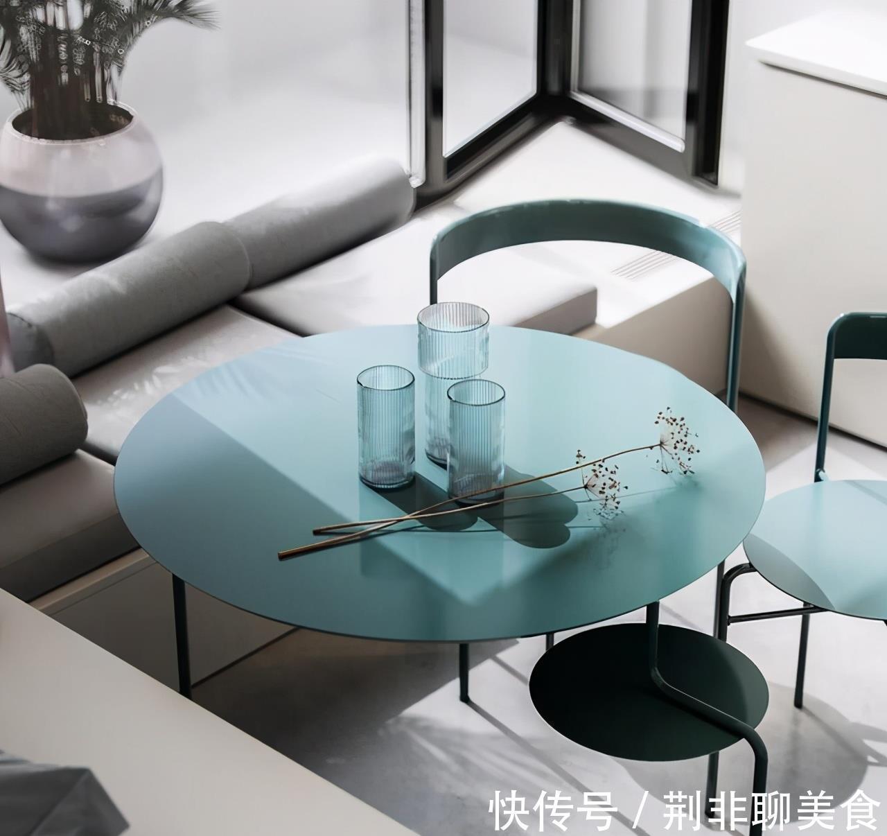 彩虹玻璃|女孩的29㎡小家:卧室带独立衣帽间,浴室塞下大浴缸,太唯美了!