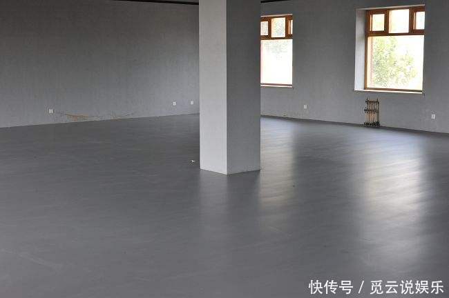 聪明人|越来越多人家里不铺瓷砖了，现在聪明人都这样装，好看又易清洁