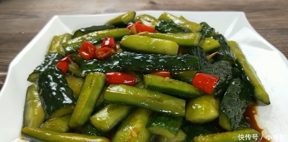 秘制|黄瓜不要凉拌了,教你一个最好吃的做法,一次秘制5斤,上桌扫光