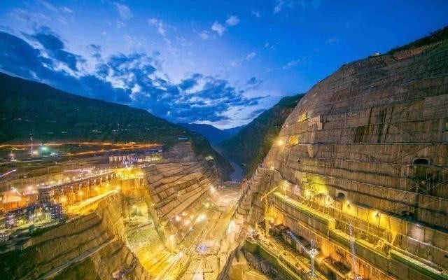  取名|秦始皇给中国取名叫做中华，中华包含何种深意？看完算是明白了