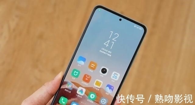 性价比|性价比第一的红米旗舰,如今12+256G跌至3399退场,等到了
