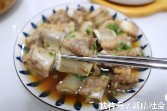 红烧|蒸排骨要试试,比红烧简单,鲜嫩入味又多汁,好吃零失败