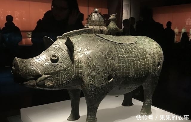 对比|欧洲发现3500年前陶猪,与中国同时代青铜猪一对比,高下立判