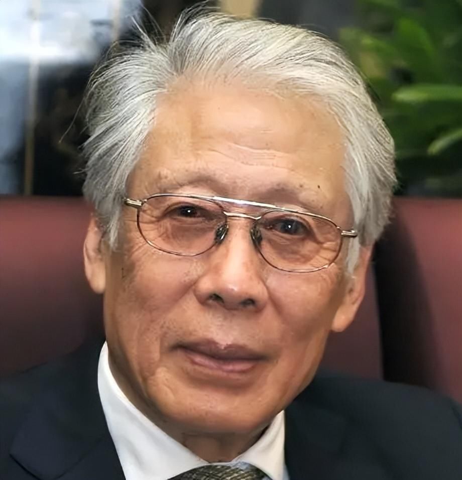 焦晃的康熙帝，鲍国安的曹操，细数4位演技堪比“教科书”的演员 - 360娱乐，你开心就好