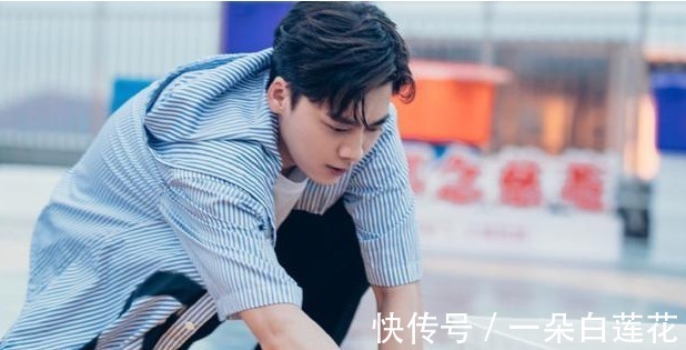 关晓彤|第一期就丢出“王炸”,李易峰、赵又廷首档综艺也太“任性”了