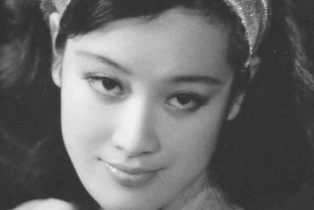 我的心属于你 1983年央视春晚她一唱成名,红极一时,5年前病逝德国,享年56岁