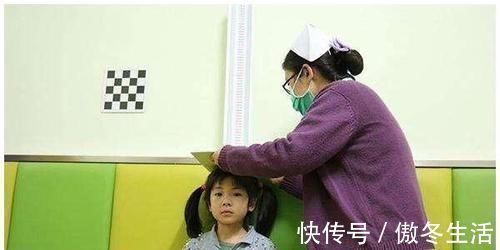 毛病|孩子矮是“惯”出来的这些毛病不纠正,爸妈再高孩子也是小矮人