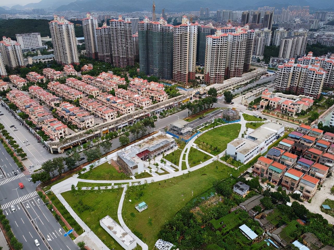 容积率|高层别墅混合小区可以买吗？内行人指出小区硬伤，别等入住再后悔
