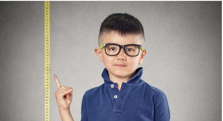 矮小症|你家孩子身高达标了吗?对照新版儿童标准身高表,爸妈别大意