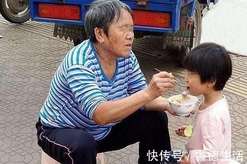 菜汤|孩子饭量大却不见长高？可能是吃了这4种“饭”，许多家长在做