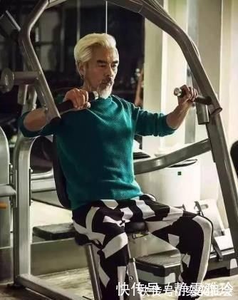 腹部|怎么减掉肚腩,练出男神的腹肌6个虐腹方法,练出搓衣板腹肌