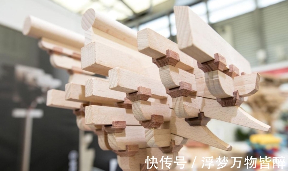 卖油翁!语文课本《卖油翁》最后一句有何深意?为什么要删掉?原因不简单