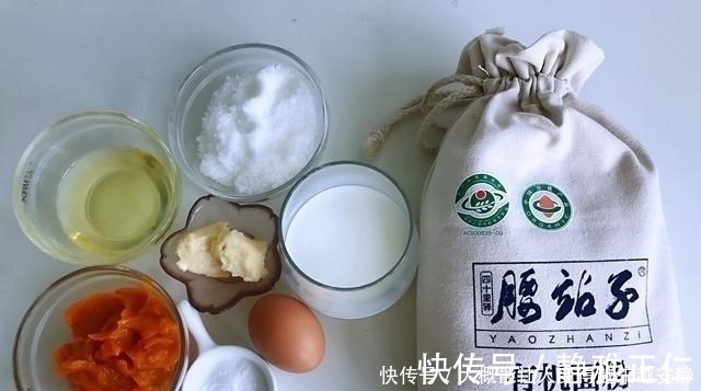 炼乳|女人要多吃它，松软香甜又养颜，不用揉面，个个开花，比蛋糕好吃