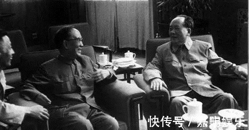 巨作$郭沫若鲜为人知的8幅书法巨作,笔墨鸾飘凤泊,堪称登峰造极之作