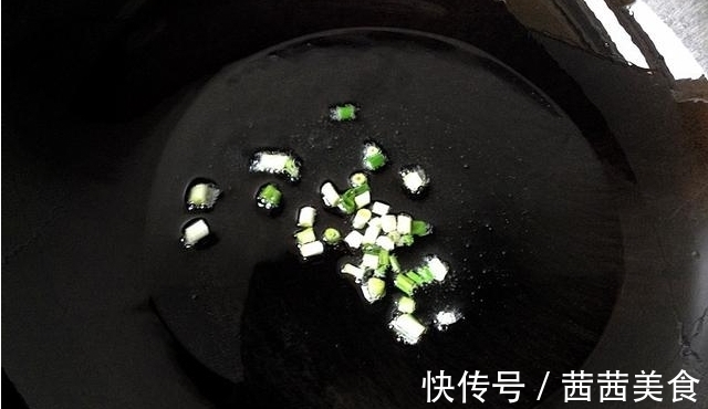 下饭|炒豆芽换个做法，鲜香美味，非常下饭，很快就能上桌