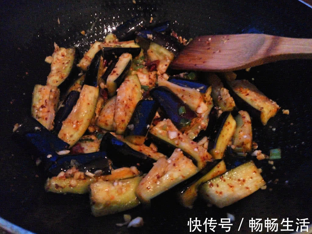 鱼香茄子|下饭菜鱼香茄子的做法，简单好学，营养美味