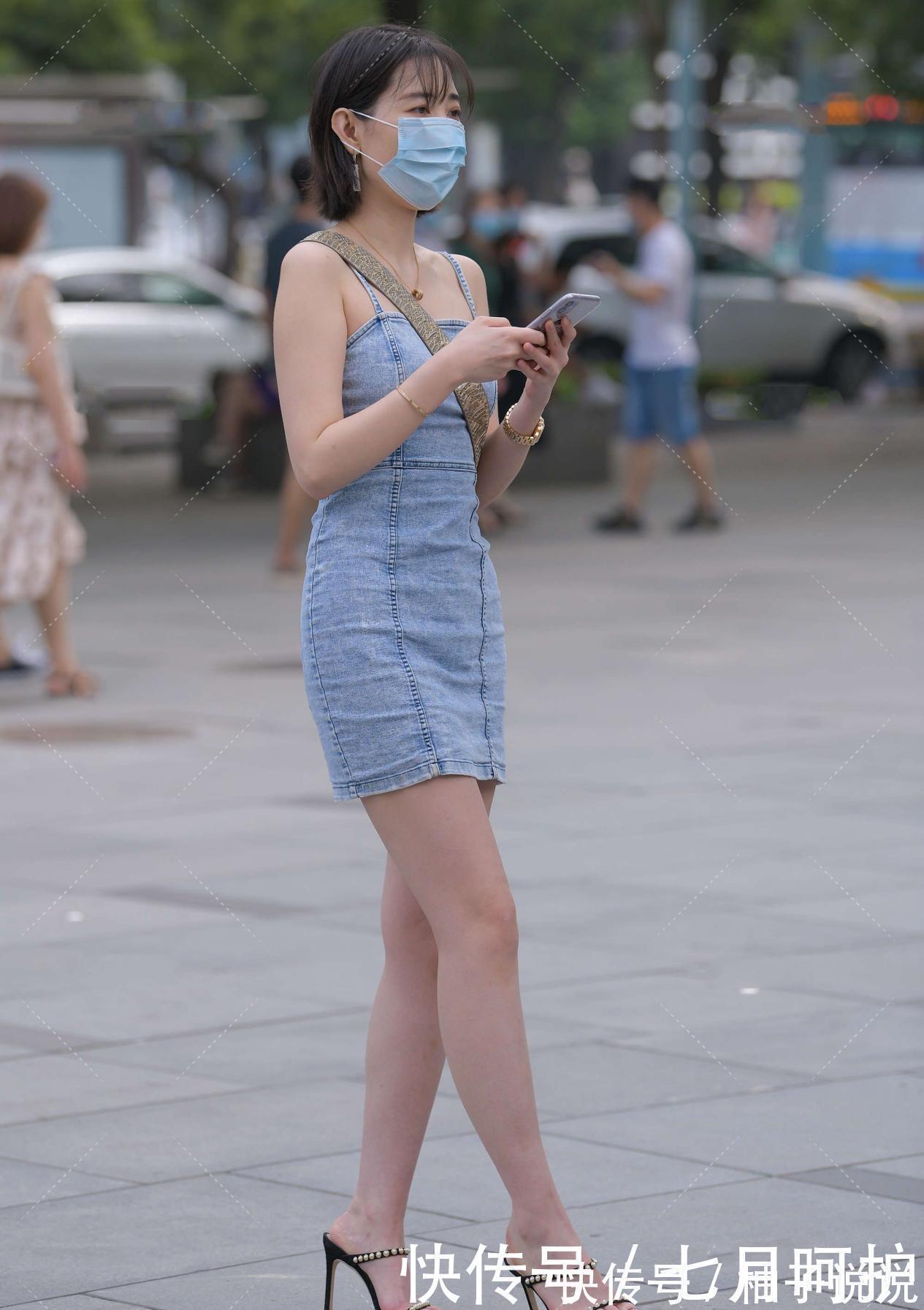 修身 修身牛仔连衣裙,清新自然,时尚大气,展现独特感