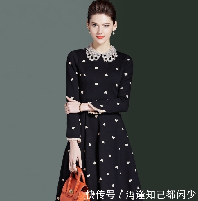 女人一旦过了45岁,打扮高贵点,多穿素色高雅裙,洋气显嫩特时髦