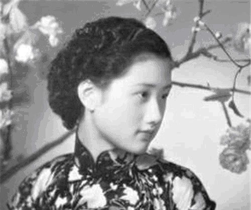 日本|被郭沫若抛弃的日本妻子:独身抚养5个孩子成才:很自豪成中国人