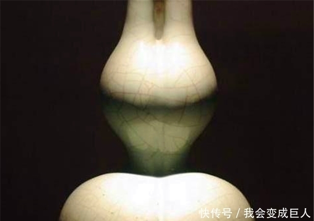 小学生放学“掏鸟蛋”,却摸到了沉睡千年的国宝,价值估计50亿