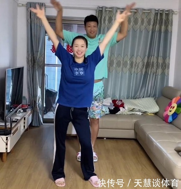 何可欣|奥运冠军庆祝爱子满月!与老公尽情热舞,身材发福自我调侃不安分