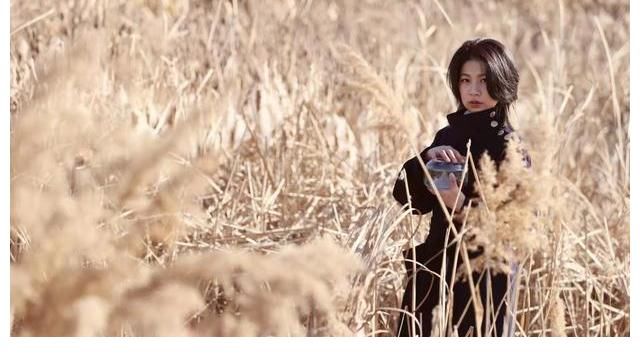 2021《中国好声音》季军陈文非首支个人单曲《寂寞有趣》上线