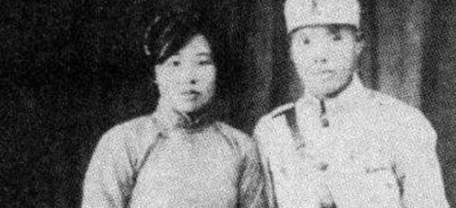 士兵|中国士兵救下日本女俘虏,两人结婚几十年,他才发现妻子身家上亿