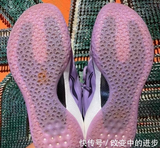 实战鞋 对比测评AJ35和驭帅14,谁是目前最好的实战鞋!