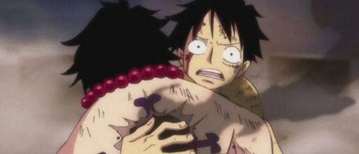 顶上战争|海贼王白胡子不仅仅将艾斯当儿子,战国一句话,让艾斯愣住了