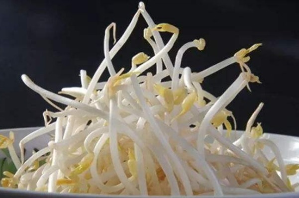 蔬菜|4种蔬菜吃得时候要注意,很多人不在意,其实早被列为致癌名单